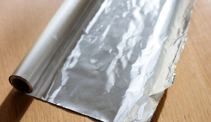 Gdzie wyrzucić folię aluminiową? Odpowiedź nie jest wcale taka oczywista
