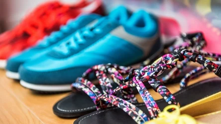 Nie wszystkie modne buty na lato są zdrowe dla stóp