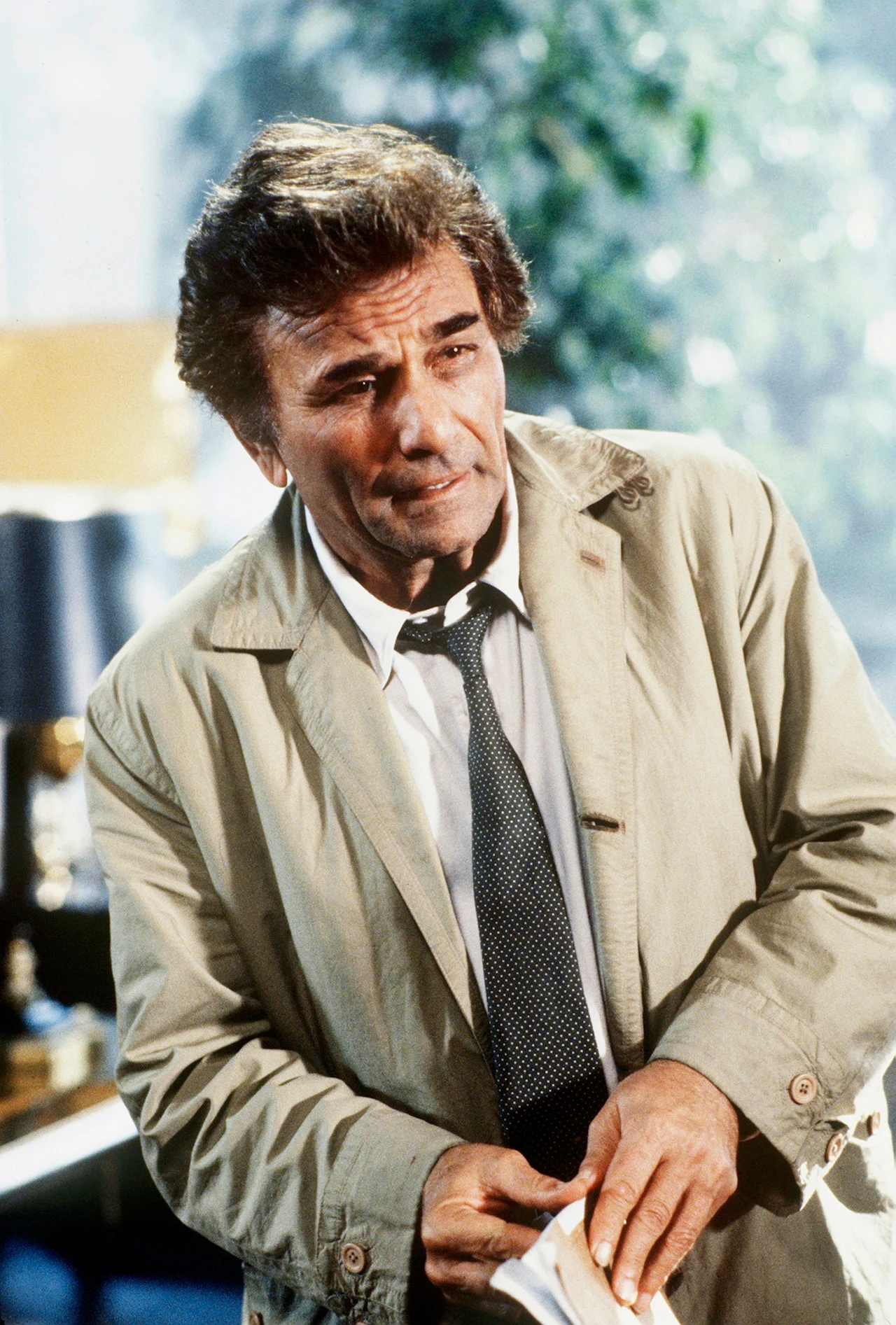 Peter Falk jako porucznik Columbo w 1990 roku Peter Falk jako porucznik Columbo w 1990 roku