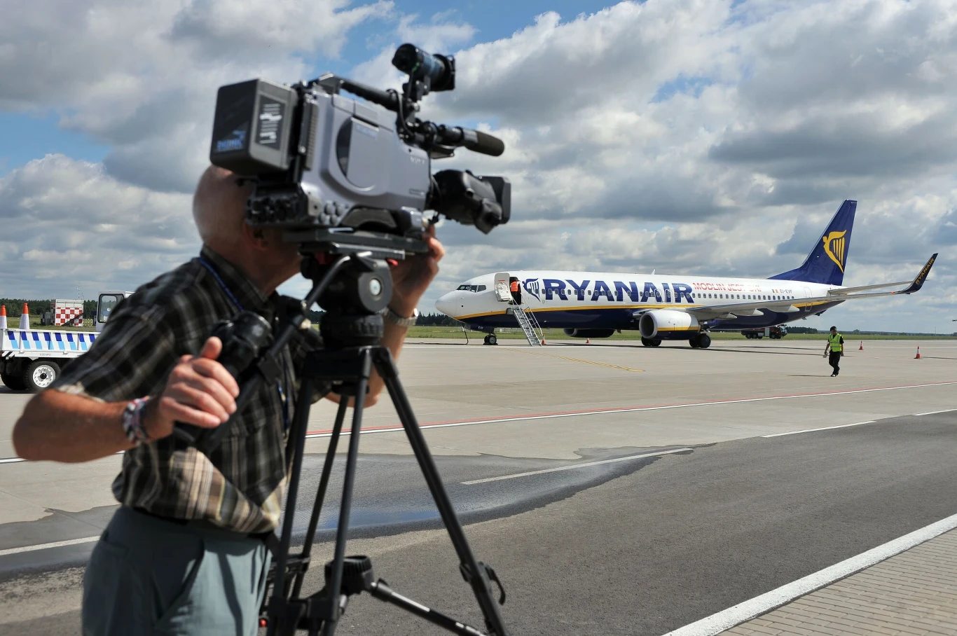 Samolot Ryanaira na lotnisku w Modlinie