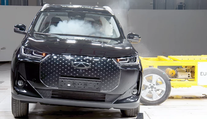 Chery 7 zaliczyło wpadkę w testach EuroNCAP. Zawiniły poduszki powietrzne