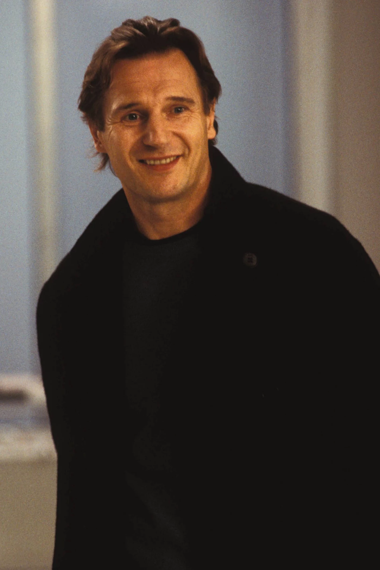 Dziś Liam Neeson słynie z charyzmy i dużego talentu aktorskiego