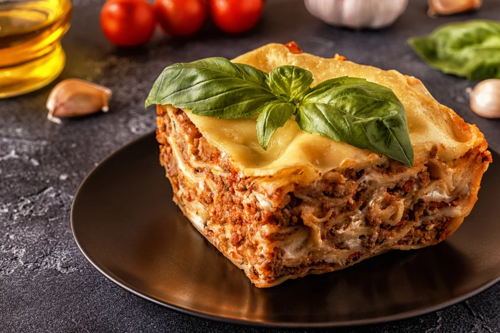 Pyszna i aromatyczna lasagne naleśnikowa Pyszna i aromatyczna lasagne naleśnikowa