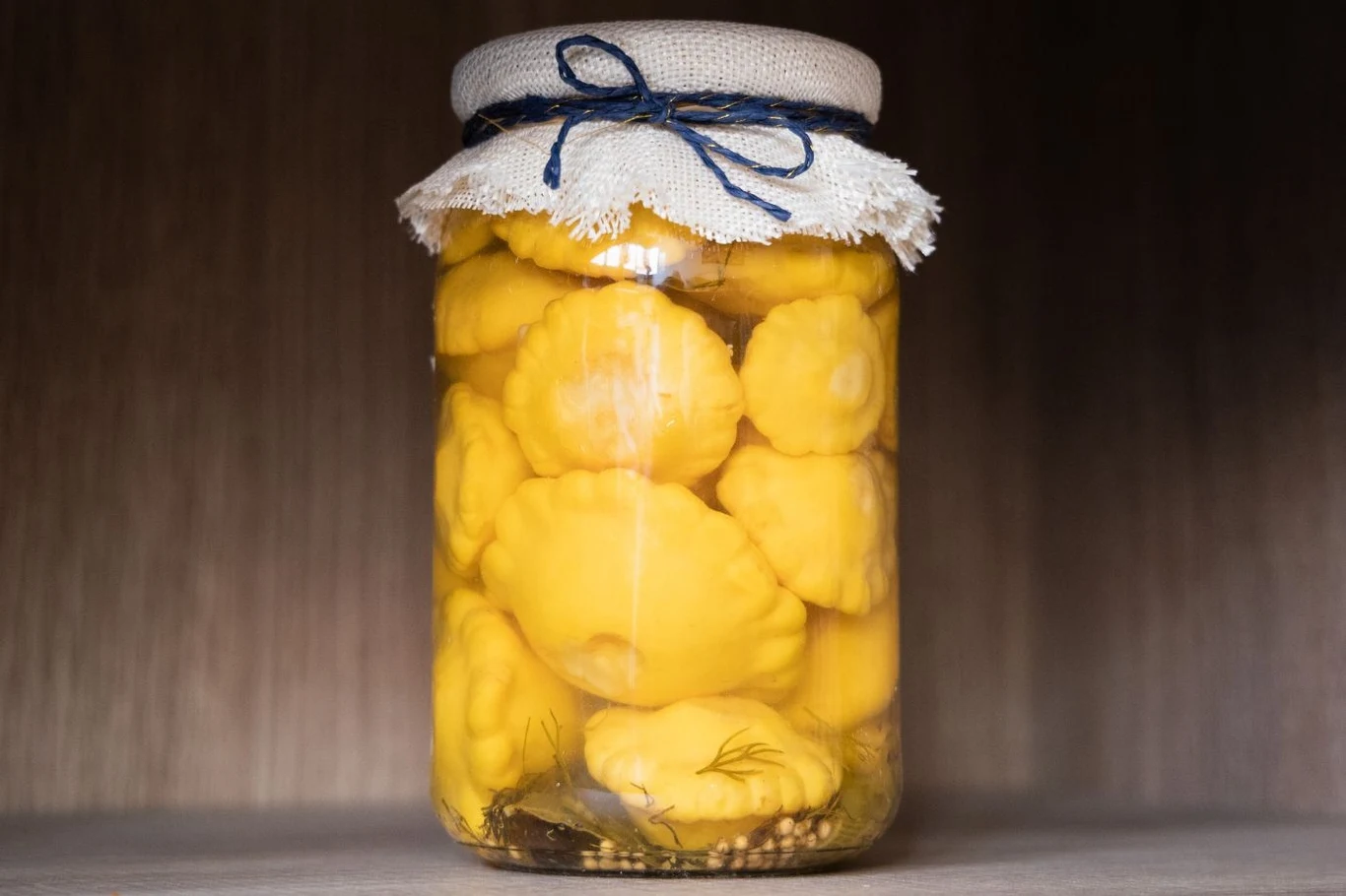 Marynowane patisony to przetwory, które można zachować na zimę Marynowane patisony to przetwory, które można zachować na zimę