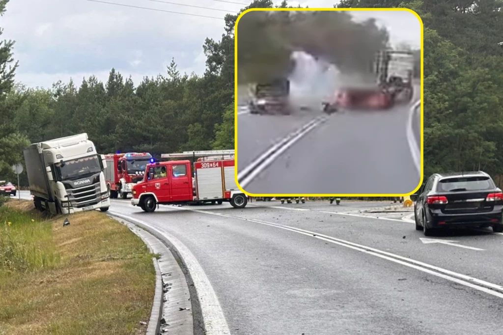 Naczepa wpadła w poślizg na zakręcie i uderzyła w samochód osobowy. Naczepa wpadła w poślizg na zakręcie i uderzyła w samochód osobowy.