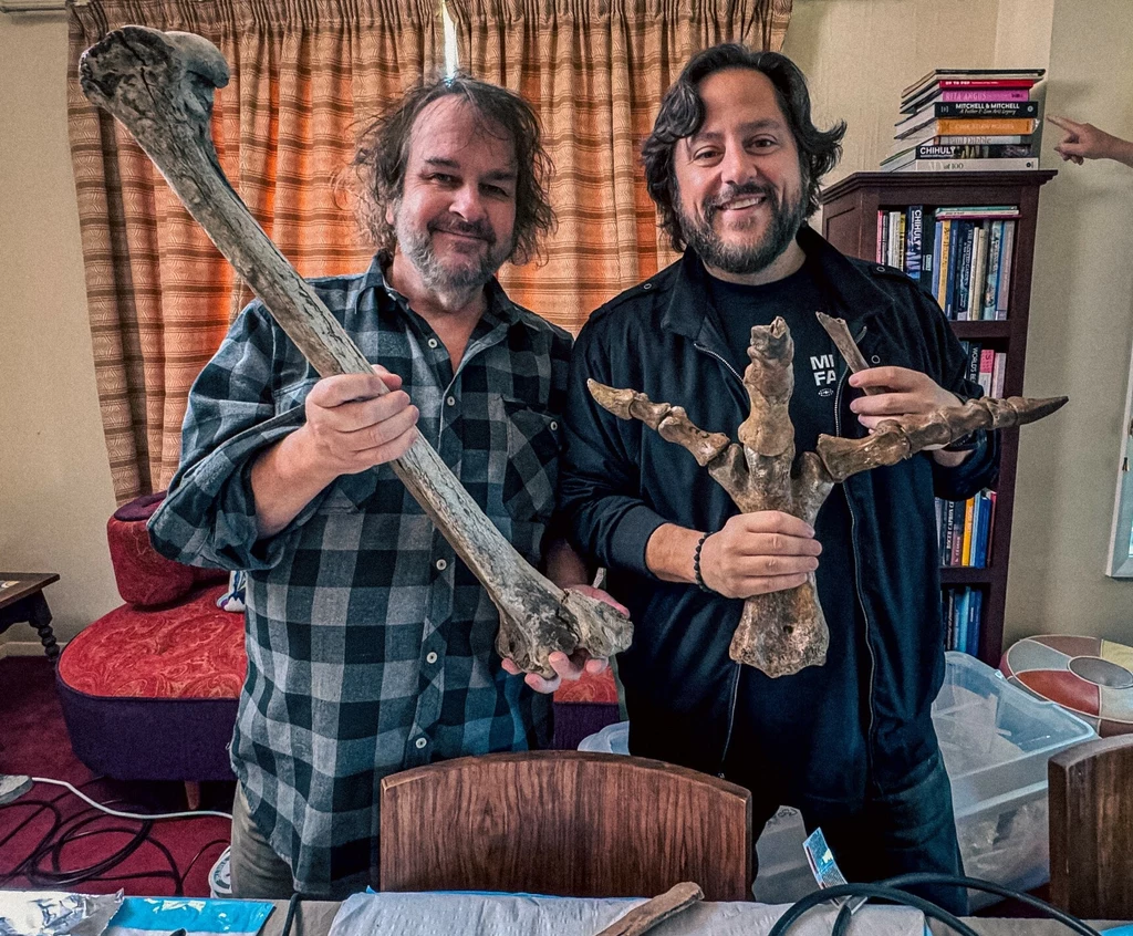 Filmowiec Peter Jackson sfinansuje pomysł Colossal Biosciences, aby przywrócić wymarłego gigantycznego moa