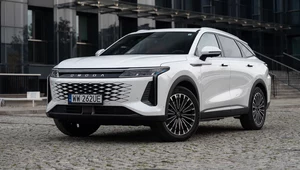 Omoda 9 oferuje 537 KM za 219 900 zł. Chińczyk premium nie jest jednak bez wad