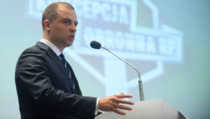 "To nie pomoże premierowi". Były ambasador grzmi po odebraniu uprawnień