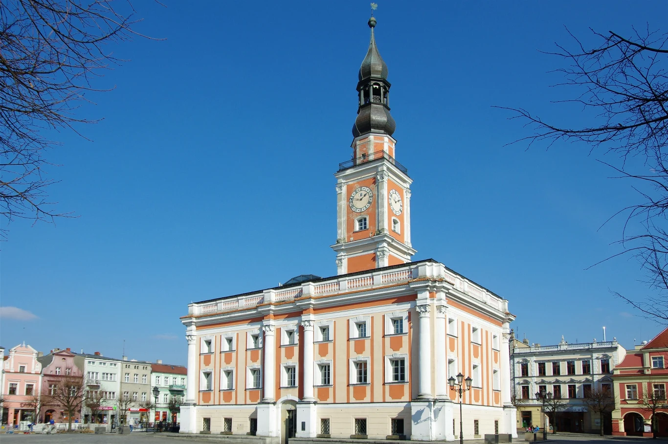 Magistrat w Lesznie skrócił godziny pracy urzędników Magistrat w Lesznie skrócił godziny pracy urzędników