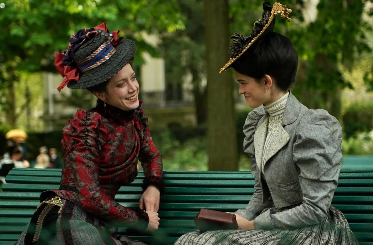 Kadr z filmu "Pewnego razu w Paryżu"