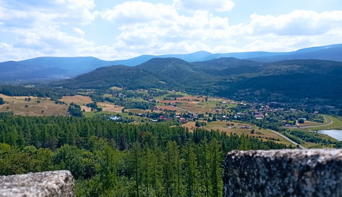 Widok z wieży zamku księcia Henryka Widok z wieży zamku księcia Henryka