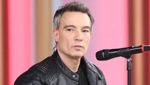 Stachursky niepokoi fanów swoim stylem życia. "Żywi się energią słoneczną"