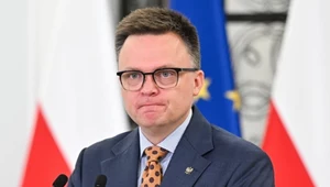 Rekonstrukcja rządu przesunięta. Media: Powodem urlop Szymona Hołowni