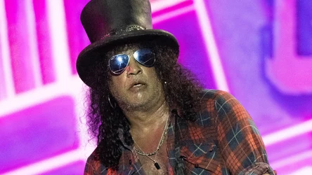 Slash 19 lat temu skończył z niebezpiecznym trybem życia