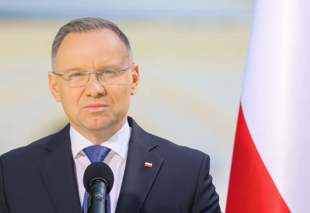 Andrzej Duda oddał hołd ofiarom Obławy augustowskiej Andrzej Duda oddał hołd ofiarom Obławy augustowskiej