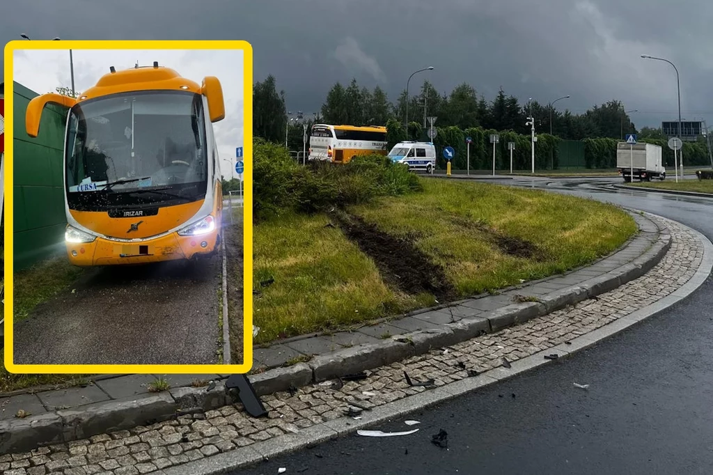 Autokar turystyczny przejechał na wprost przez centralną wyspę ronda Autokar turystyczny przejechał na wprost przez centralną wyspę ronda