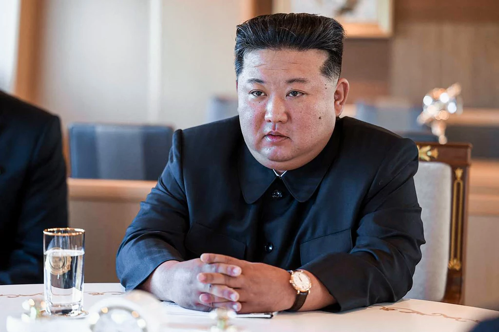 Przedstawiciel Putina spotkał się z Kim Dzong Unem. "Bezwarunkowe wsparcie" Przedstawiciel Putina spotkał się z Kim Dzong Unem. "Bezwarunkowe wsparcie"