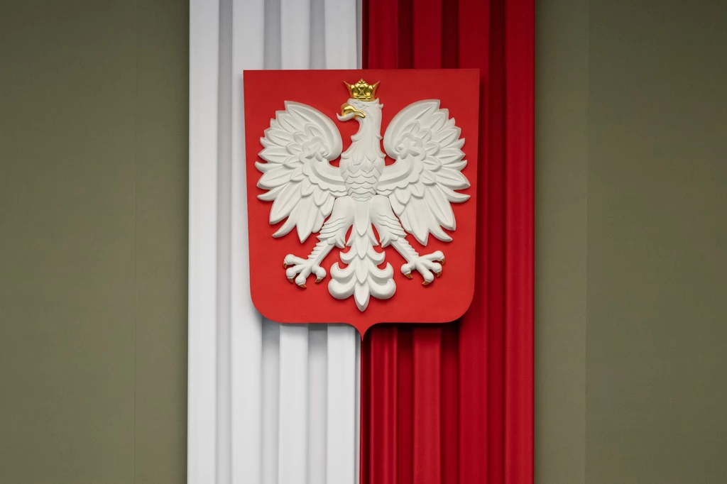 Resort planuje zmianę w polskich symbolach. Podstawą projekt z czasów PiS Resort planuje zmianę w polskich symbolach. Podstawą projekt z czasów PiS