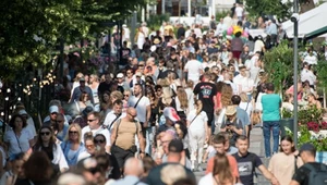 Sopot w każdy sezon przeżywa turystyczne oblężenie.
