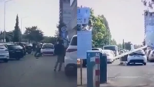 Samochód ruszył bez kierowcy. Dramatyczne sceny na parkingu przed szpitalem