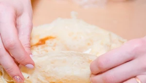 Ten składnik zmienia ciasto naleśnikowe. Jest najlepsze