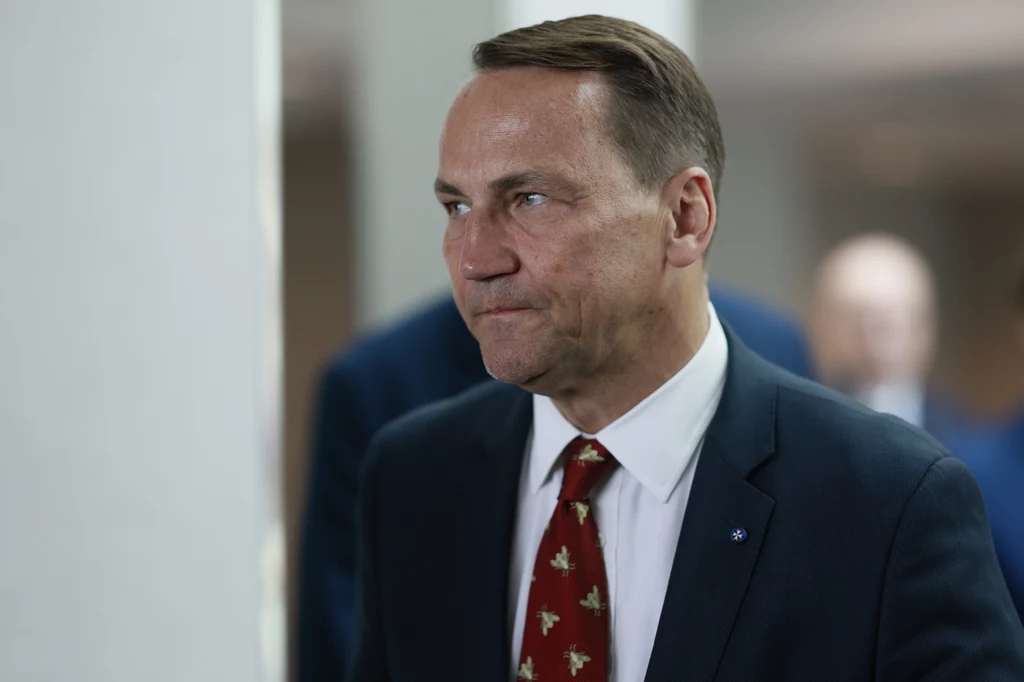 Szef MSZ Radosław Sikorski