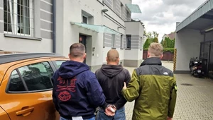 Zaatakował przypadkowego przechodnia maczetą. Policja zatrzymała napastnika