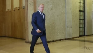 Tusk reaguje na ułaskawienie Bąkiewicza. Wspomniał o Nawrockim
