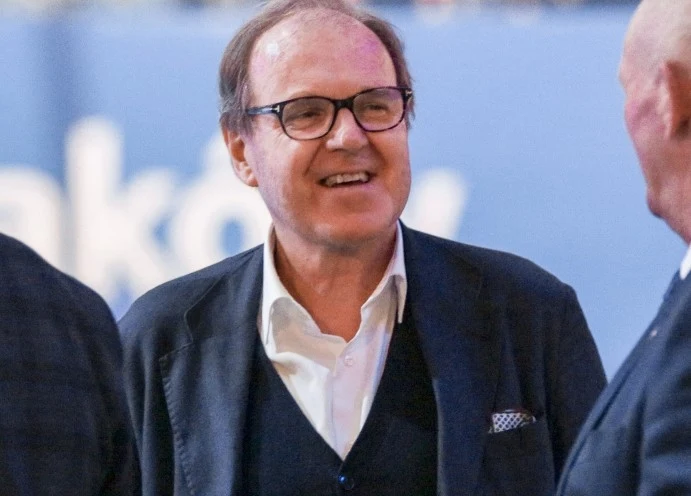 Wojciech Fibak zareagował na sukces Igi Świątek Wojciech Fibak zareagował na sukces Igi Świątek