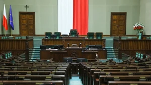 Najnowszy sondaż. PiS wraca na prowadzenie