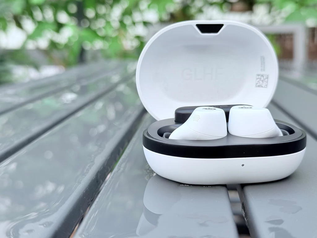 SteelSeries Arctis GameBuds prezentują się iście elegancko