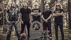 Metalowa supergrupa powraca po śmierci frontmana. "Pić piwo i machać głową"