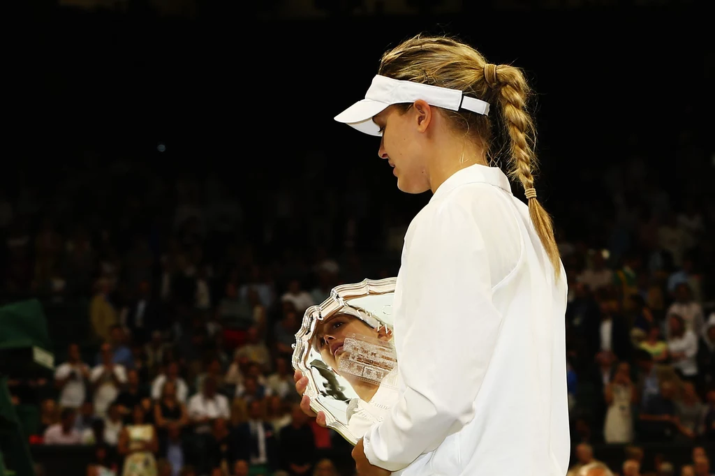Eugenie Bouchard, finalistka Wimbledonu z 2014 roku, kończy karierę. Jej ostatnim turniejem będzie WTA 1000 w Montrealu Eugenie Bouchard, finalistka Wimbledonu z 2014 roku, kończy karierę. Jej ostatnim turniejem będzie WTA 1000 w Montrealu