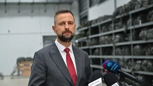 Mocne słowa szefa MON, mówił o sytuacji na granicy. "Trwa napaść na Polskę"