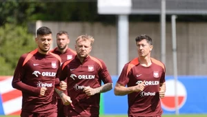Reprezentant Polski gwiazdą internetu. Kibice się śmieją. Lewandowski w tle