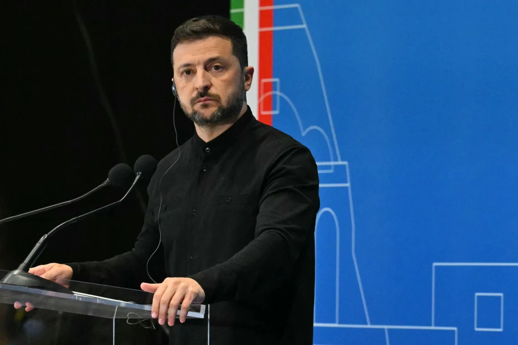 Zełenski jest oskarżany o autorytarne zapędy po akcjach antykorupcyjnych