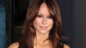 Wielki powrót Jennifer Love Hewitt do show-biznesu. Gwiazda przeszła dużą metamorfozę 