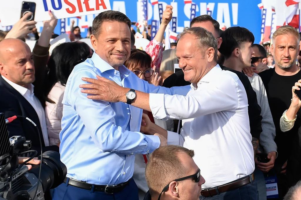 Ujawniono raport Konfederacji. Partia Donalda Tuska "obciachowa i dziaderska" Ujawniono raport Konfederacji. Partia Donalda Tuska "obciachowa i dziaderska"