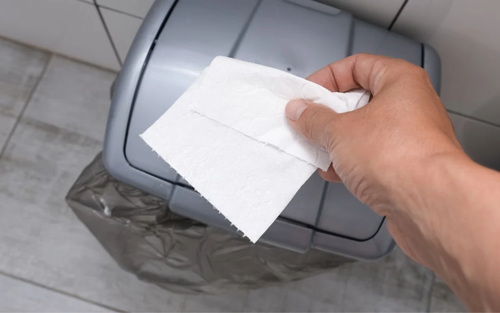 Koniec z wyrzucaniem ręczników papierowych i chusteczek do odpadów zmieszanych? Koniec z wyrzucaniem ręczników papierowych i chusteczek do odpadów zmieszanych?