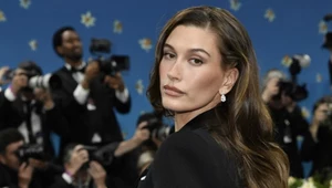 Hailey Bieber w modnej stylizacji na lato. Zaskoczyła soczystą żółcią 