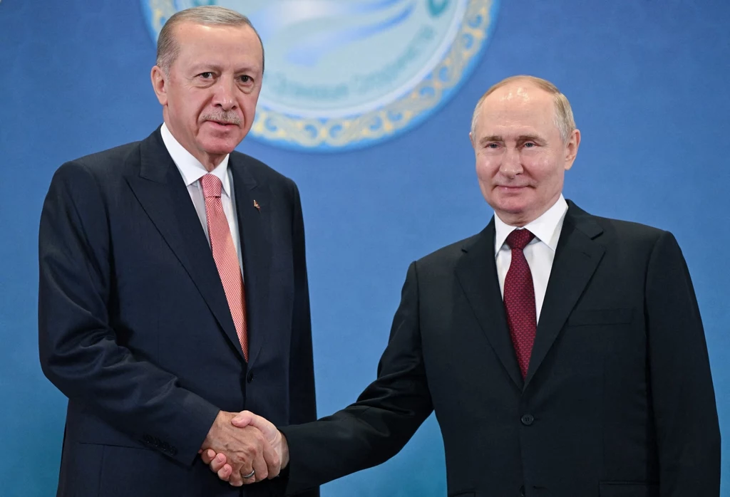 Władimir Putin z Recepem Tayyipem Erdoganem w Kazachstanie w 2024 roku Władimir Putin z Recepem Tayyipem Erdoganem w Kazachstanie w 2024 roku