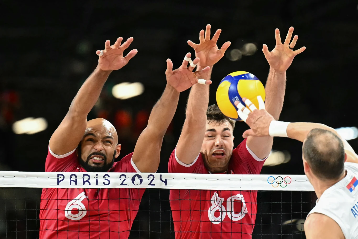 Danny Demyanenko z numerem szóstym