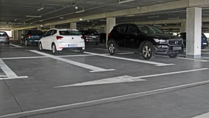 Kraków ma dość dużych samochodów? Miejski parking wyklucza większość SUV-ów