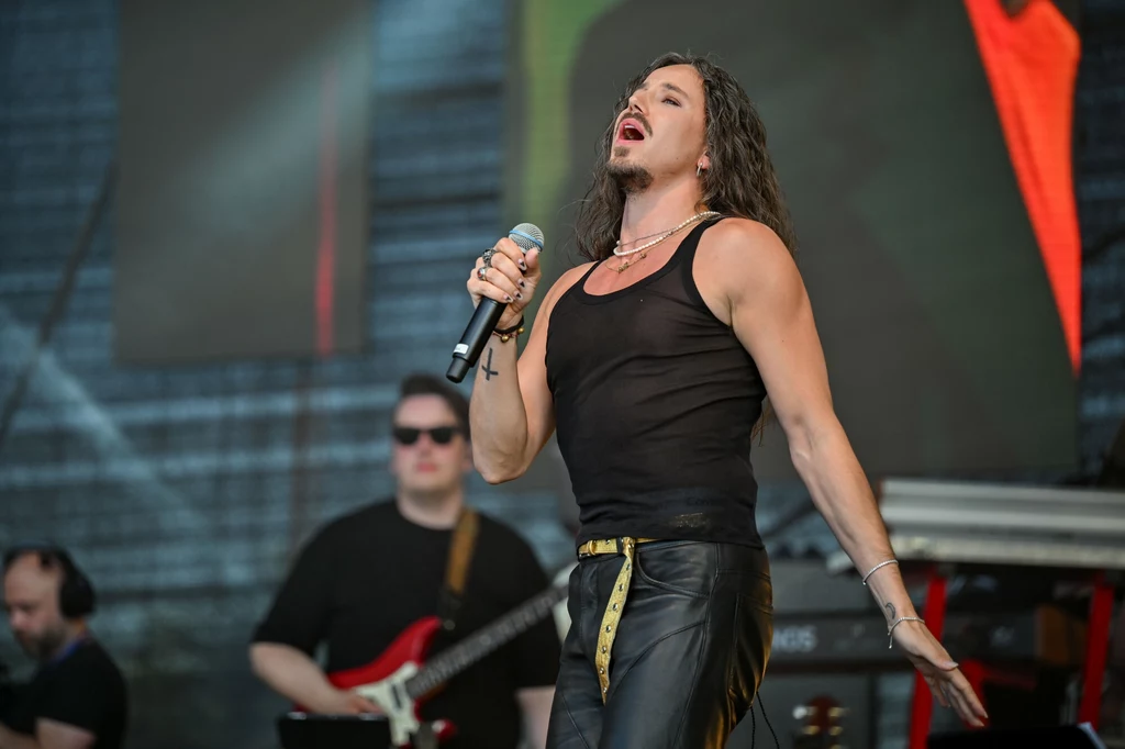 Michał Szpak zaliczył wpadkę podczas "Lata z Radiem i Telewizją Polską" na Stadionie Śląskim