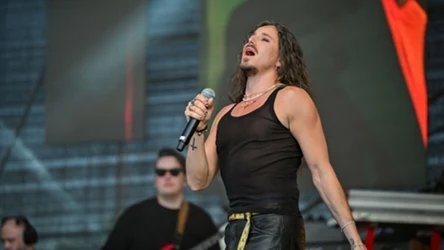 Michał Szpak zaliczył wpadkę podczas "Lata z Radiem i Telewizją Polską" na Stadionie Śląskim