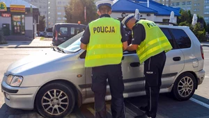 Policja sprawdza trzy rzeczy w aucie. Przez jedną stracisz dowód rejestracyjny