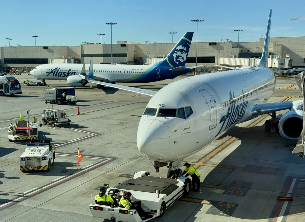 Samoloty linii Alaska Airlines zostały uziemione z powodu awarii