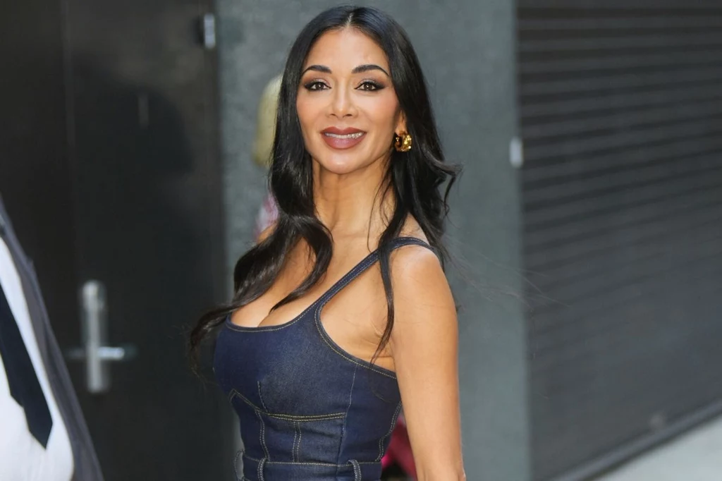 Nicole Scherzinger przykuła wzrok na ulicy Nowego Jorku nie bez powodu Nicole Scherzinger przykuła wzrok na ulicy Nowego Jorku nie bez powodu