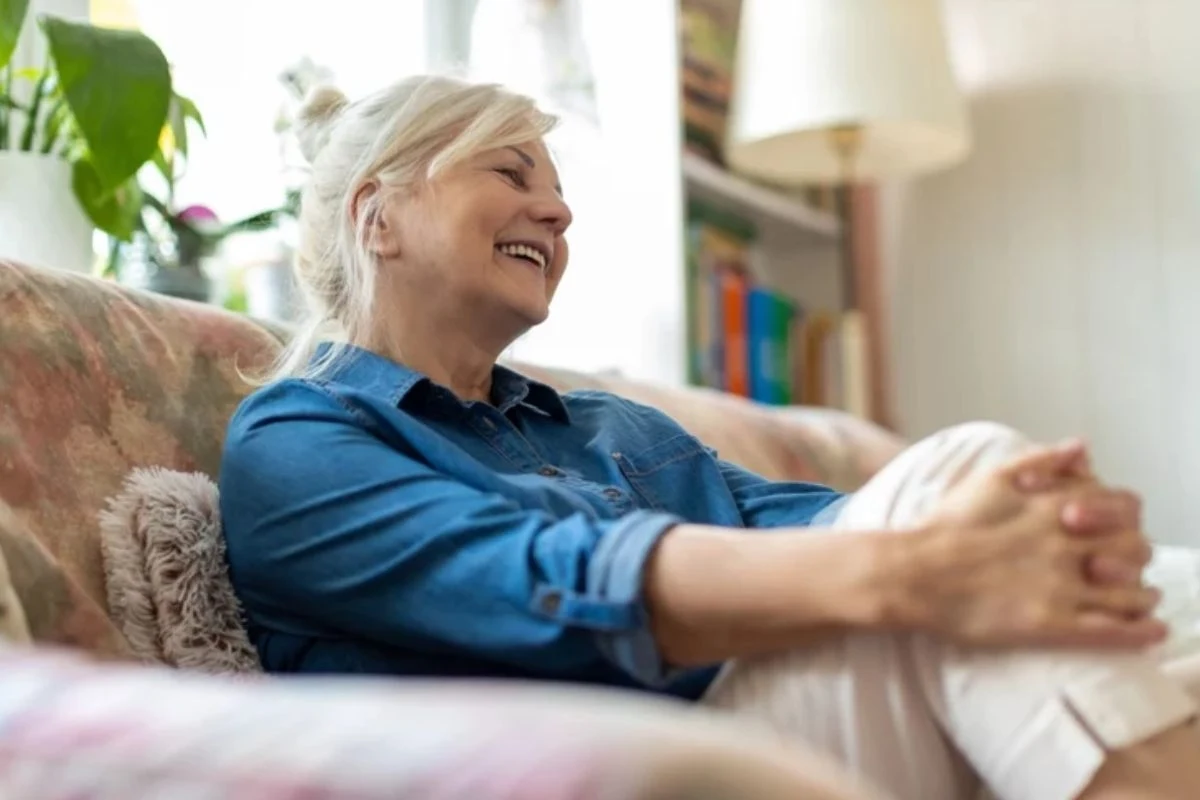 Aktywność fizyczna, relacje z rodziną i najbliższymi oraz zdrowa dieta korzystnie wpływają na pracę mózgu