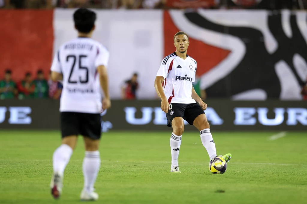 Ryoya Morishita i Steve Kapuadi z Legii Warszawa Ryoya Morishita i Steve Kapuadi z Legii Warszawa